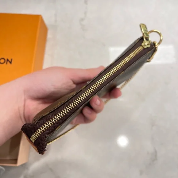 Louis Vuitton monogram mini pochette - Picture 16 of 16